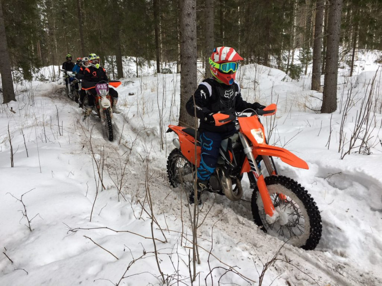 nainen, naiset, enduro, leiri, enduroleiri, talvi