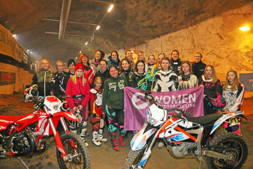 NaisDays, tyttö, nainen, tytöt, naiset, motocross
