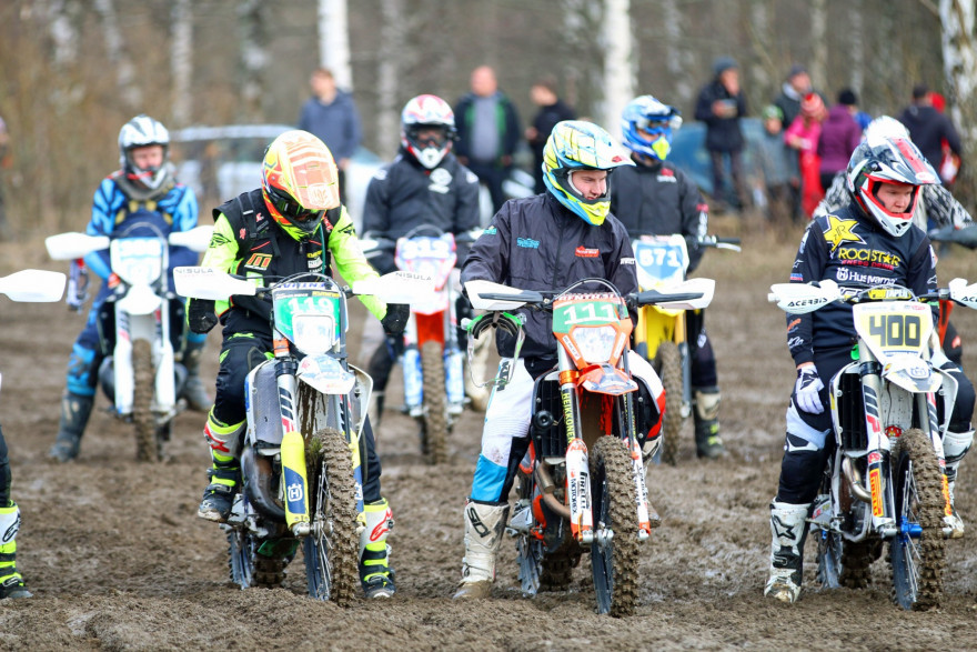 Peetu Juupaluoma, Antti Ahtila, Jami Numminen, cross country, Parolannummi, Panssari CC, startti, lähtö