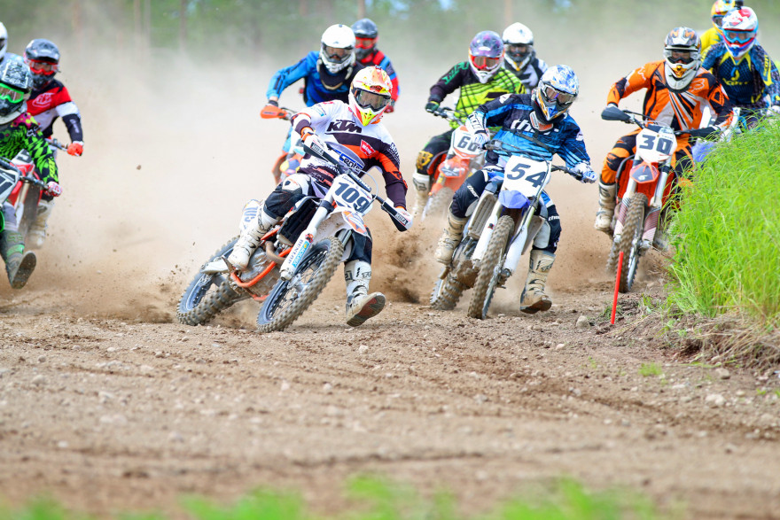 Miika Latvala (109) ja Janne Jurvelin (54) olivat päivän nimet MXB:ssä.