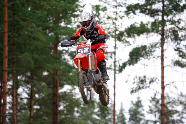 Joel Kolehmainen hallitsi tuttuun tyyliin ajamiaan eriään.