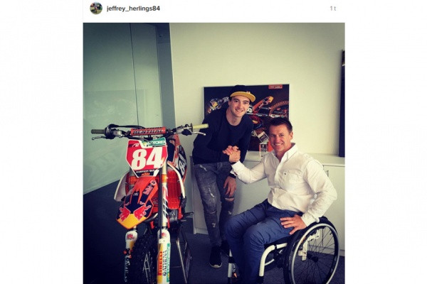 Herlings julkaisi Instagram -tilillään tämän kuvan ja tiedon jatkostaan.