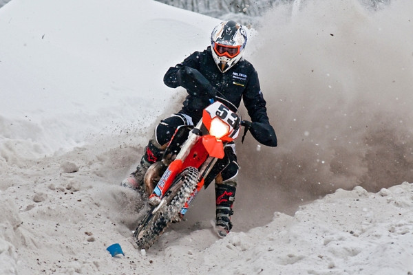 Myös paremmin motocrossista tunnettu Joonas Heimonen voitti B125 luokan.