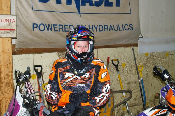 Paikalla oli Marita Nyqvistin johdolla iso joukko kuljettajia. Kuva: Markku Pesonen