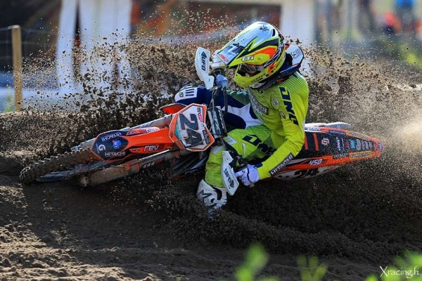 Shaun Simpson jatkaa vahvaa menoa Brittien mestaruussarjassa. Kuva: Jani Hovi / Xracing