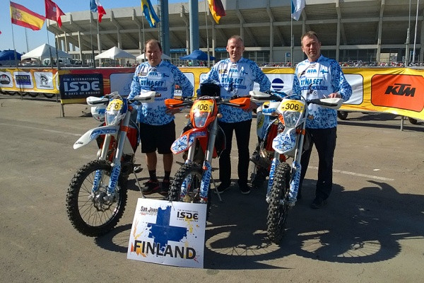 DYNASET Offroad Areena -joukkue Argentiinassa.