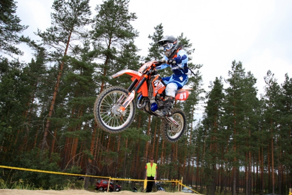 Kim Savaste kruunattiin kauden ensimmäiseksi MX-Liigan mestariksi.