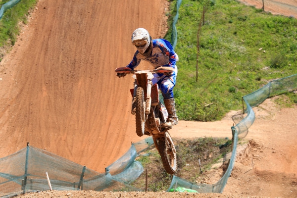 Ludde Söderberg vauhdissa. Kuva: Xracing