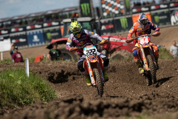 Tony Cairoli ja Jeffrey Herlings taistelivat tiukasta MXGP-luokan voitosta. Kuva: Ray Archer
