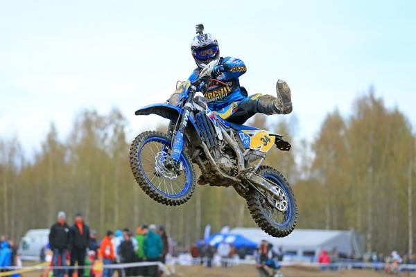 Eero "FMX" Remeksen tyylinäyte.