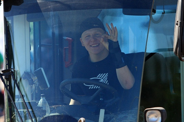 Jousi on säilyttänyt huumorintajunsa