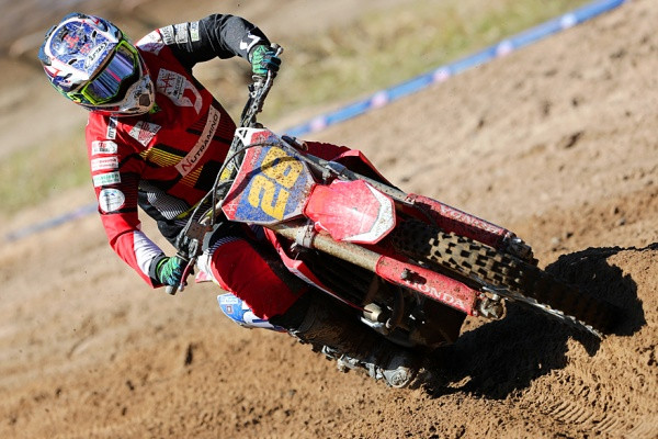 Hanna Mertsalmi ajoi kahteen erävoittoon MXD-luokan Suomen Cupissa. Kuva: Jani Hovi / Xracing