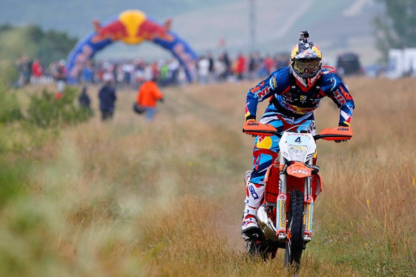 Extremekilpailuiden erikoismies vauhdissa. Kuva: Future7Media