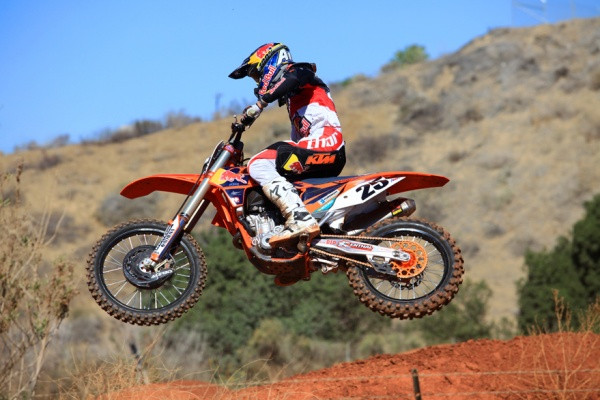 Marvin Musquin pääsee myös lauantaina tositoimiin.