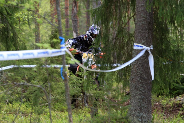 Ajaako Eriksson puskista MM-sarjaan?