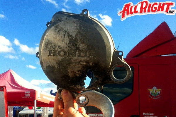 Kim Teikarin matkaa eilen hidasti mm. ylimääräinen reikä kytkinkopassa sekä rikkoontuneet jarrut.