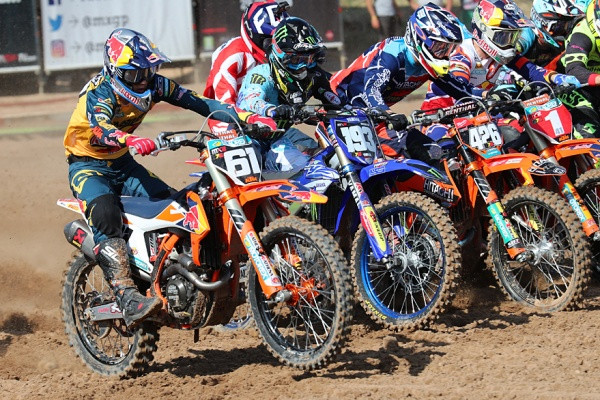 MX2-luokan toisen erän startti Kegumsista. Kuva: Jani Hovi / Xracing