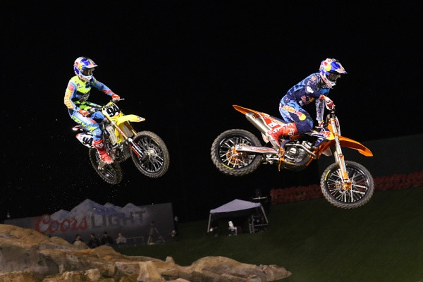 Ken Roczen ja Ryan Dungey järjestivät katsojille hienon shown. Kuva: Jani Hovi / Xracing