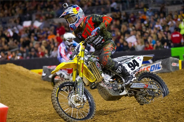 Ken Roczenin on Amerikan SX-sarjassa toisena