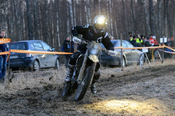 Hellsten menee vakuuttavasti kohti Vierumäen taukoa.