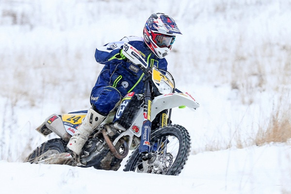 Antti Hellsten otti kauden avauskilpailun voiton. Kuva: Jani Hovi / Xracing