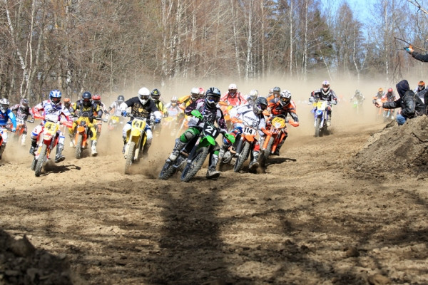 Viime vuoden tapaan Parolannummella nähdään suuri joukko kilpailijoita.