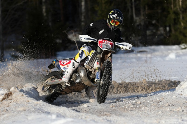 Daniel McCanney haki muiden lisäksi tuntumaa Suomen lumeen.