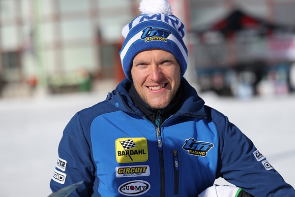 Eero Remes johtaa sarjaa kolmen ajetun kilpailun jälkeen. Kuva: Jani Hovi / Xracing
