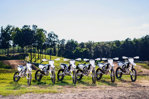 Husqvarnan vuoden 2016 MX-mallisto. Kuva: Husqvarna