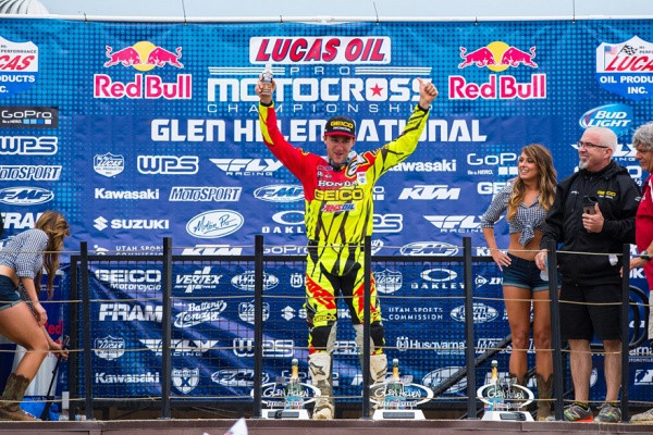 Eli Tomacin riemua Glen Helenissa. Kuva: Honda