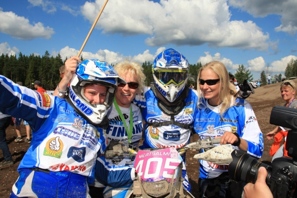 Koko naisten hopeajoukkue. Marita Nyqvist