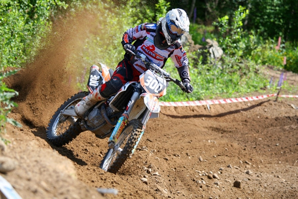 Niko Koskela starttaa kotikilpailuunsa.