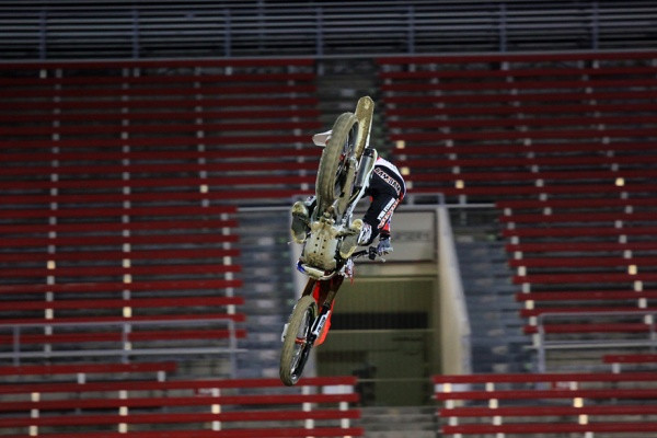 Justin Barcia näytti muille mallia radalla