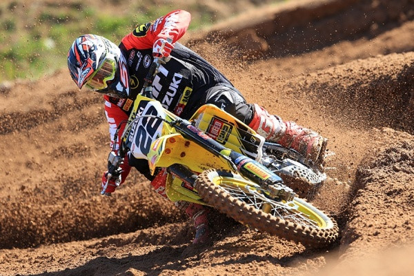 Suzukin tehdastiimejä ei nähdä enää motocrossin MM-sarjassa. Kuva: Jani Hovi / Xracing