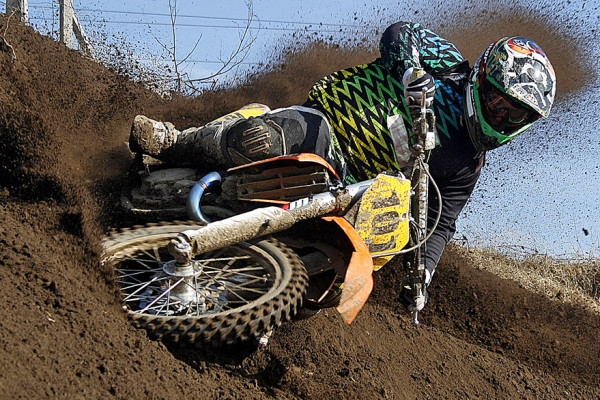 Tomi Nummelin valmistautuu Hyvinkään SM-avaukseen.