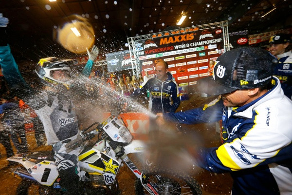 Colton Haakerin juhlaa Ranskassa. Kuva: Future7media