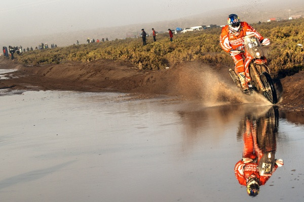 Kovien sateiden takia tämän vuoden kisareittiä on jouduttu muuttamaan viime päivien aikana. Kuva: Flavien Duhamel / Red Bull