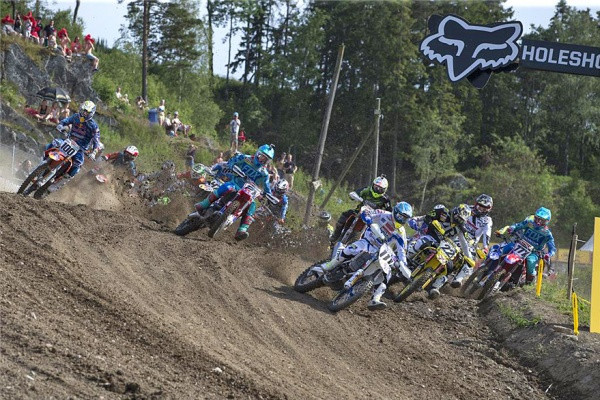 MXGP-luokan karsintaerän startti. Kuva: Suzuki