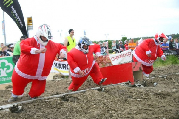 AllRight Holeshot Challengessa yleisön joukosta valittiin jälleen kolme vapaaehtoista