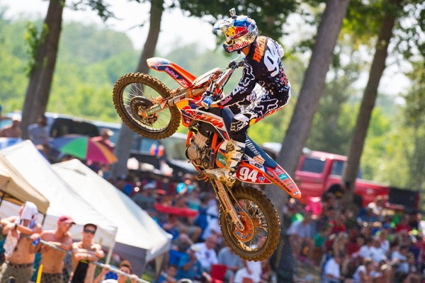Ken Roczen johtaa 450 -kuutioisten luokkaa ennen tämän päivän osakilpailua. Kuva: Simon Cudby