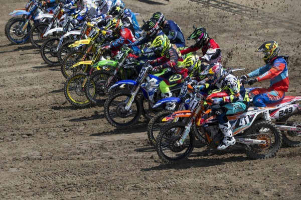 MX2 -luokan startti. Kuva: Ray Archer
