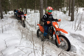 nainen, naiset, enduro, leiri, enduroleiri, talvi
