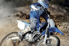 Yamaha TT-R125LW/E (mainoskuva).