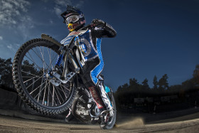 Jarek Hampel harjoituspuuhissa. 