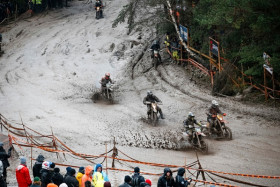 Sateet tekivät kisan reitistä todella haastavan. Kuva: Future7media