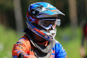 Viime viikonloppuna hyvässä vauhdissa ollut Miro Sihvonen ajaa Suomen väreissä Open -luokassa. Kuva: Jani Hovi / Xracing
