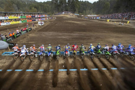 Argentiinassa kaasuteltiin kaikille uudella radalla. Kuva: Ray Archer