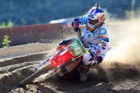 Jere Haavisto kaasutteli tänään Heinolassa kahteen ylivoimaiseen erävoittoon MXJ -luokassa. Kuva: Jani Hovi / Xracing
