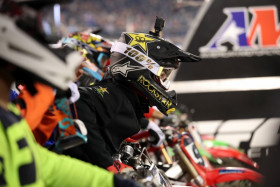 Dean Wilson on fanien suosikki varikolla. Nähtäväksi jää