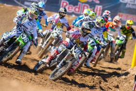 250-kuutioisten startti Hangtownissa. Kuva: Simon Cudby